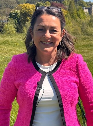 Photograph of Linden Kemkaran